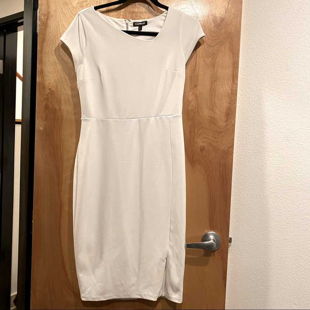Express white sheath dress, sz SP